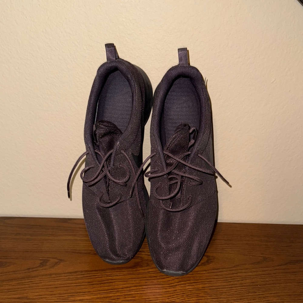 Nike Men's Athletic Shoes - Dark Purple